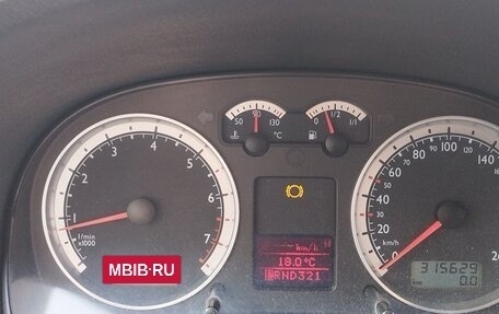 Volkswagen Bora, 2001 год, 290 000 рублей, 11 фотография