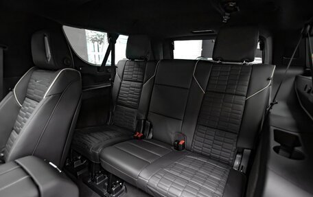 Cadillac Escalade V, 2025 год, 24 500 000 рублей, 12 фотография