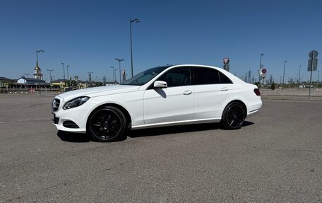 Mercedes-Benz E-Класс, 2013 год, 2 000 000 рублей, 1 фотография