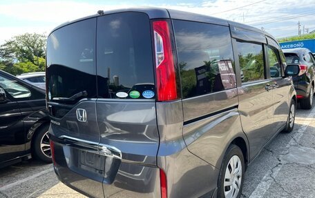 Honda Stepwgn IV, 2016 год, 1 950 000 рублей, 24 фотография