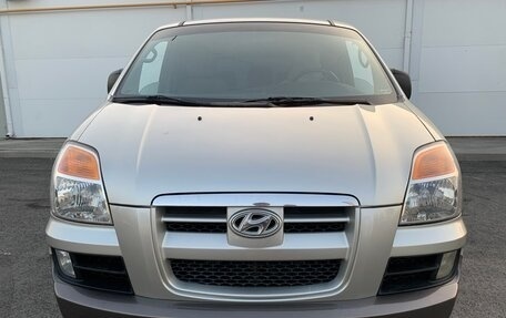Hyundai Starex I рестайлинг, 2005 год, 999 999 рублей, 2 фотография
