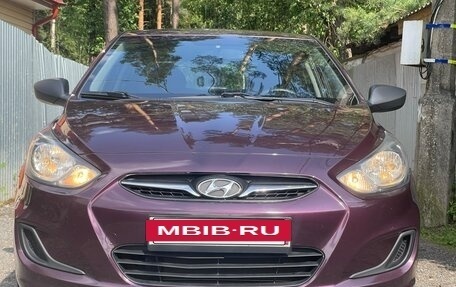 Hyundai Solaris II рестайлинг, 2011 год, 790 000 рублей, 3 фотография