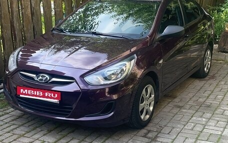 Hyundai Solaris II рестайлинг, 2011 год, 790 000 рублей, 9 фотография