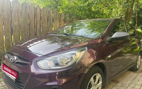Hyundai Solaris II рестайлинг, 2011 год, 790 000 рублей, 8 фотография