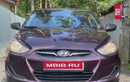 Hyundai Solaris II рестайлинг, 2011 год, 790 000 рублей, 17 фотография