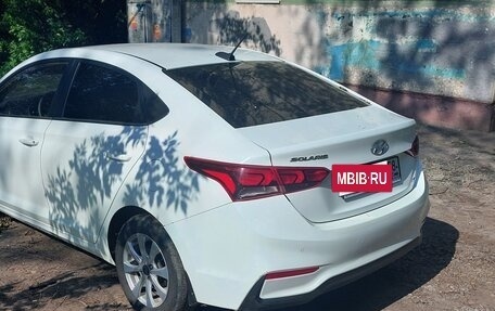 Hyundai Solaris II рестайлинг, 2017 год, 1 000 000 рублей, 9 фотография