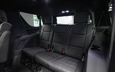 Cadillac Escalade V, 2025 год, 23 500 000 рублей, 12 фотография