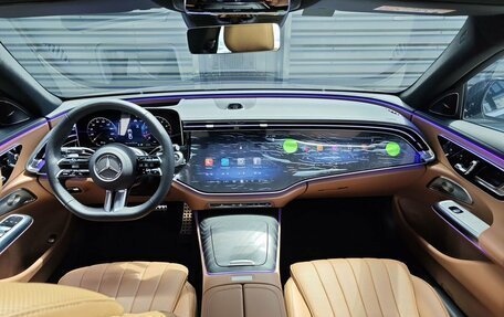 Mercedes-Benz E-Класс, 2024 год, 12 290 000 рублей, 18 фотография
