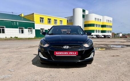 Hyundai Solaris II рестайлинг, 2013 год, 950 000 рублей, 2 фотография
