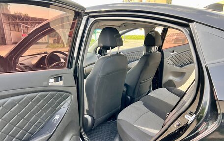 Hyundai Solaris II рестайлинг, 2013 год, 950 000 рублей, 32 фотография