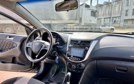 Hyundai Solaris II рестайлинг, 2013 год, 950 000 рублей, 27 фотография