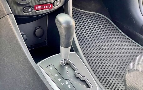 Hyundai Solaris II рестайлинг, 2013 год, 950 000 рублей, 37 фотография