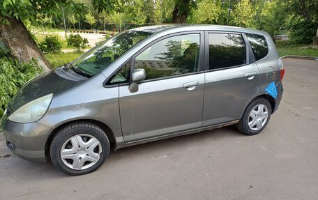 Honda Fit III, 2002 год, 329 999 рублей, 4 фотография