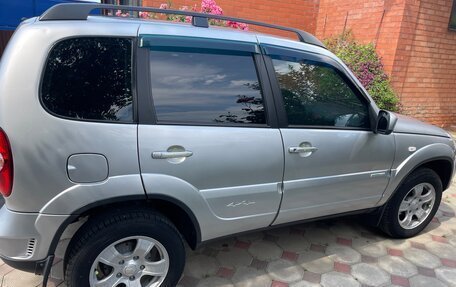 Chevrolet Niva I рестайлинг, 2013 год, 750 000 рублей, 4 фотография