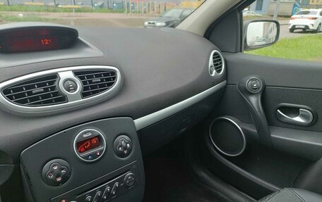 Renault Clio III, 2006 год, 450 000 рублей, 6 фотография