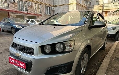 Chevrolet Aveo III, 2013 год, 600 000 рублей, 2 фотография