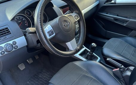 Opel Astra H, 2011 год, 749 999 рублей, 10 фотография