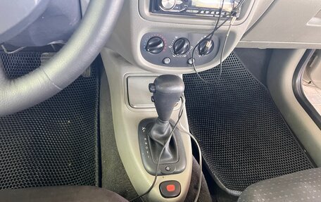 Renault Symbol I, 2005 год, 340 000 рублей, 19 фотография