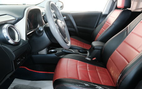 Toyota RAV4, 2015 год, 2 099 000 рублей, 8 фотография