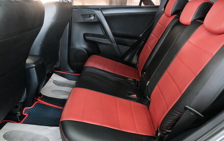 Toyota RAV4, 2015 год, 2 099 000 рублей, 23 фотография