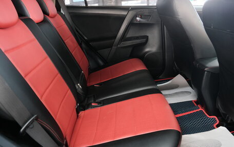 Toyota RAV4, 2015 год, 2 099 000 рублей, 24 фотография