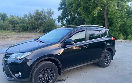 Toyota RAV4, 2015 год, 1 530 000 рублей, 2 фотография