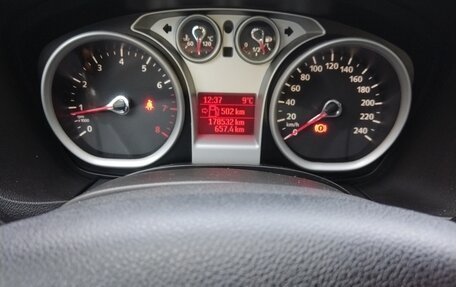 Ford Focus II рестайлинг, 2011 год, 650 000 рублей, 3 фотография