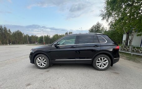 Volkswagen Tiguan II, 2017 год, 2 380 000 рублей, 2 фотография