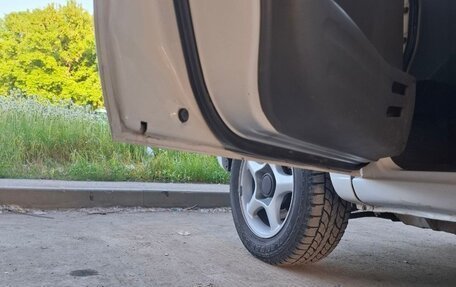 Suzuki Escudo III, 1998 год, 750 000 рублей, 13 фотография