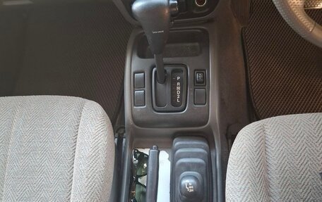 Suzuki Escudo III, 1998 год, 750 000 рублей, 24 фотография