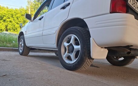 Suzuki Escudo III, 1998 год, 750 000 рублей, 20 фотография