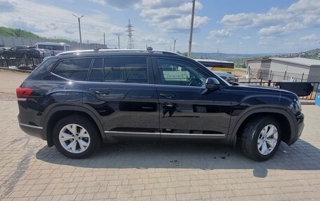 Volkswagen Teramont I, 2018 год, 3 770 000 рублей, 3 фотография