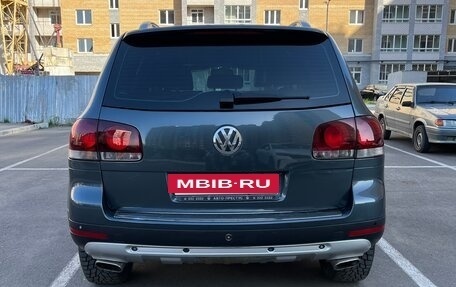 Volkswagen Touareg III, 2007 год, 895 000 рублей, 3 фотография