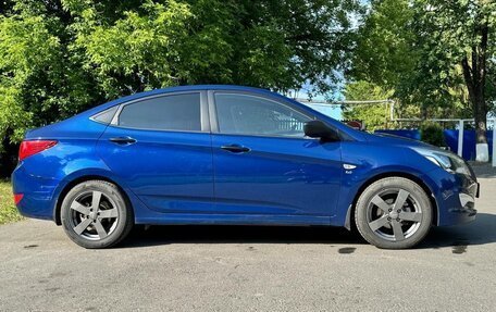 Hyundai Solaris II рестайлинг, 2015 год, 1 170 000 рублей, 5 фотография