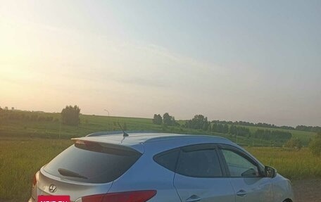 Hyundai ix35 I рестайлинг, 2012 год, 1 280 000 рублей, 2 фотография