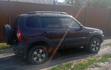 Chevrolet Niva I рестайлинг, 2011 год, 410 000 рублей, 2 фотография