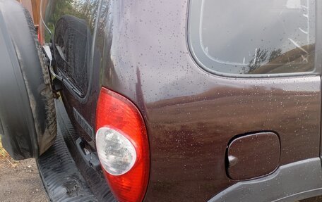 Chevrolet Niva I рестайлинг, 2011 год, 410 000 рублей, 6 фотография