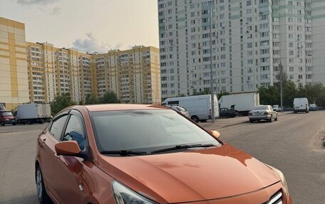 Hyundai Solaris II рестайлинг, 2015 год, 790 000 рублей, 2 фотография