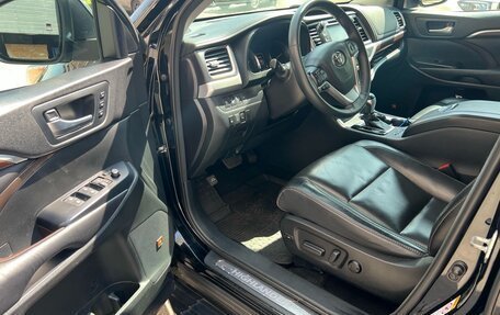 Toyota Highlander III, 2016 год, 4 250 000 рублей, 15 фотография
