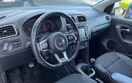 Volkswagen Polo VI (EU Market), 2018 год, 972 600 рублей, 5 фотография