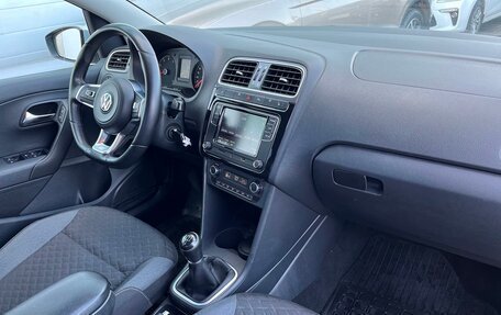 Volkswagen Polo VI (EU Market), 2018 год, 972 600 рублей, 8 фотография