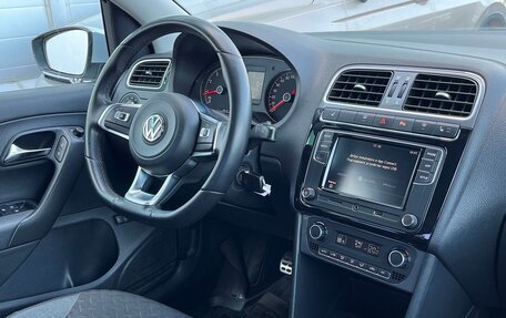 Volkswagen Polo VI (EU Market), 2018 год, 972 600 рублей, 15 фотография