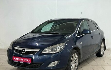 Opel Astra J, 2012 год, 749 000 рублей, 1 фотография