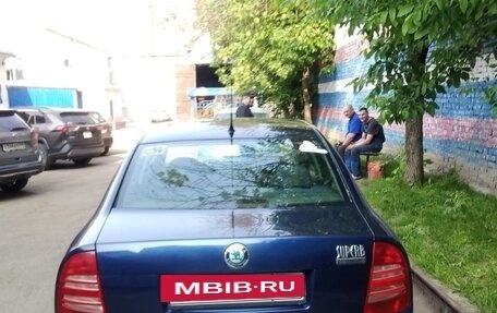 Skoda Superb III рестайлинг, 2004 год, 400 000 рублей, 8 фотография