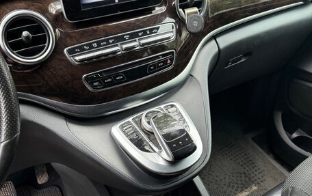 Mercedes-Benz V-Класс, 2018 год, 4 950 000 рублей, 8 фотография