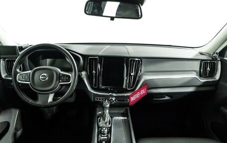 Volvo XC60 II, 2019 год, 3 850 000 рублей, 13 фотография