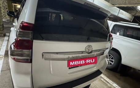 Toyota Land Cruiser Prado 150 рестайлинг 2, 2013 год, 3 300 000 рублей, 4 фотография