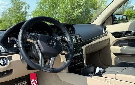 Mercedes-Benz E-Класс, 2015 год, 9 900 000 рублей, 4 фотография