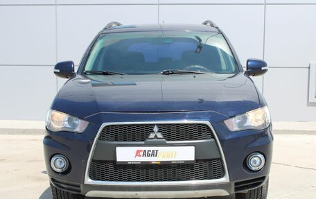 Mitsubishi Outlander III рестайлинг 3, 2012 год, 990 000 рублей, 2 фотография