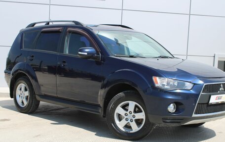 Mitsubishi Outlander III рестайлинг 3, 2012 год, 990 000 рублей, 3 фотография
